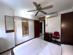 Blk 242 Gombak View (Bukit Batok), HDB 4 Rooms #459541371